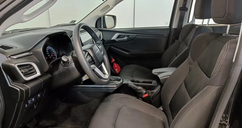 Isuzu D-Max cena 132900 przebieg: 61900, rok produkcji 2021 z Gdynia małe 379